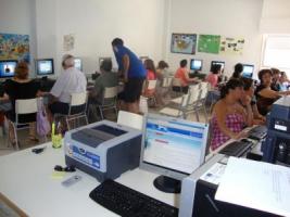 Comienzan los cursos de informática del programa UBI